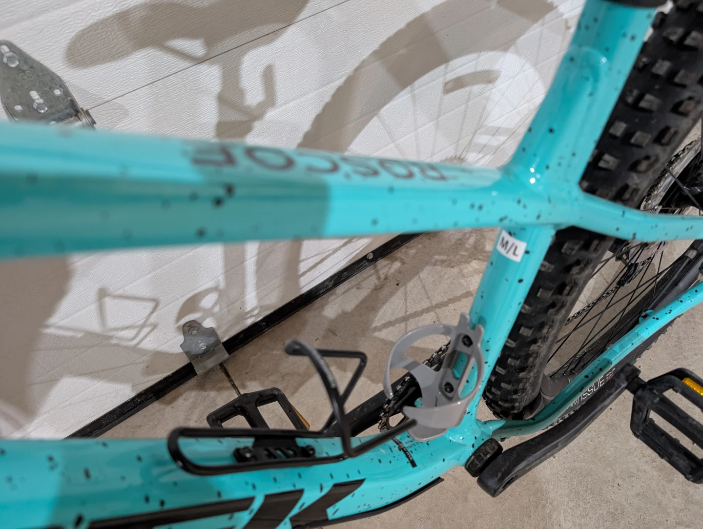 Trek Roscoe 7 Mountain Bike - photo 2