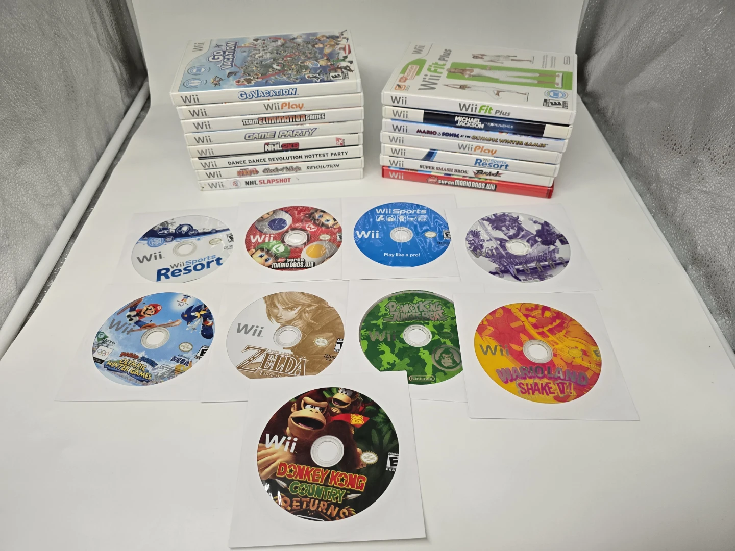 Nintendo Wii Games Lot - Wii Sports, Mario, Zelda & More