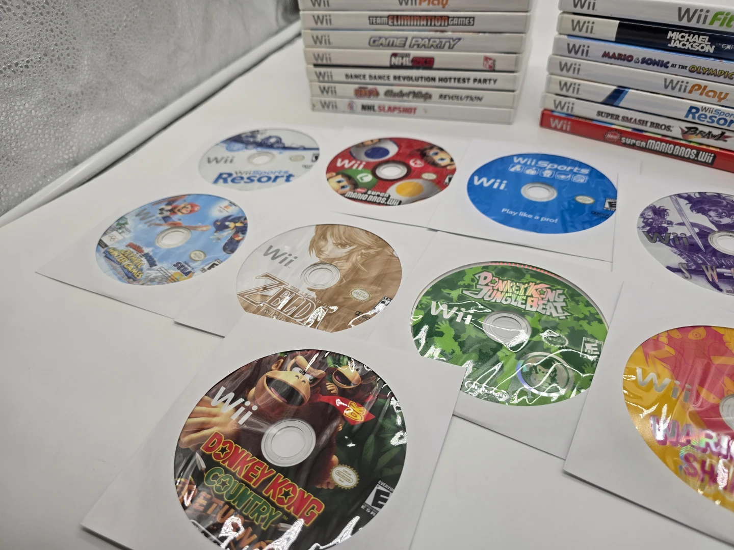 Nintendo Wii Games Lot - Wii Sports, Mario, Zelda & More - photo 2