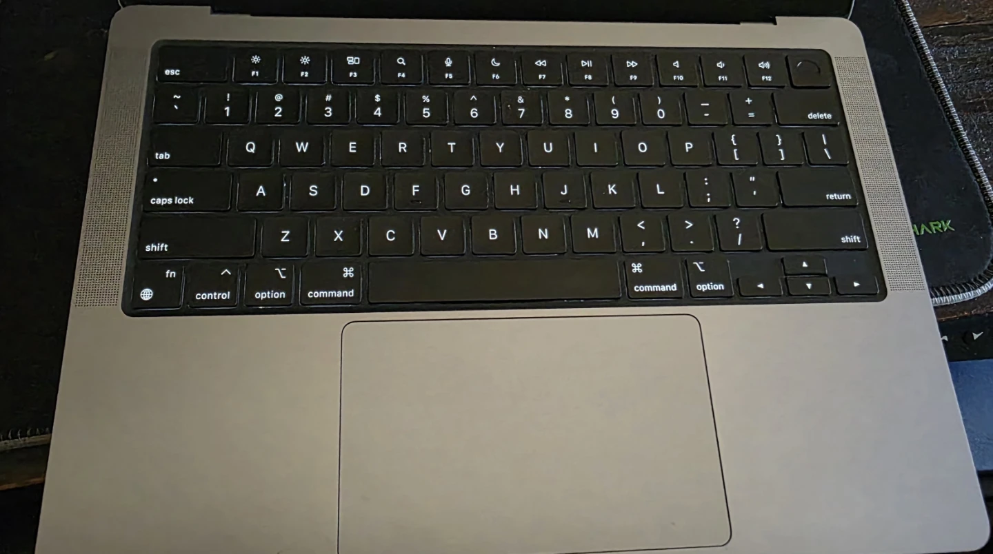 Selling Silver Macbook Pro 14' m2 Pro, 16gb, 512ssd. PRICE FIRM - photo 3