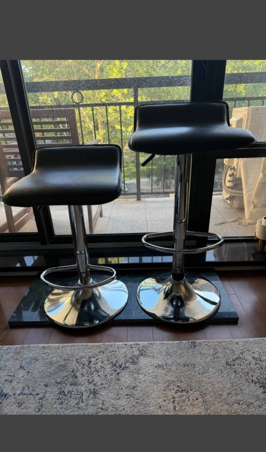(FREE DELIVERY) Set of 2 Black Adjustable Bar Stools