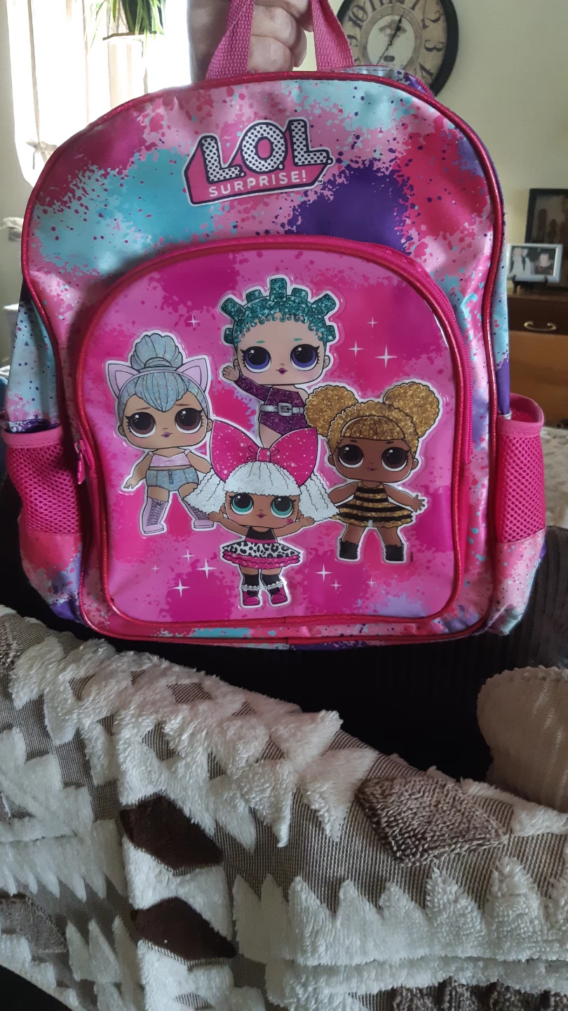 8 puzzle pack LOL Surprise and LOL backpack - photo 5