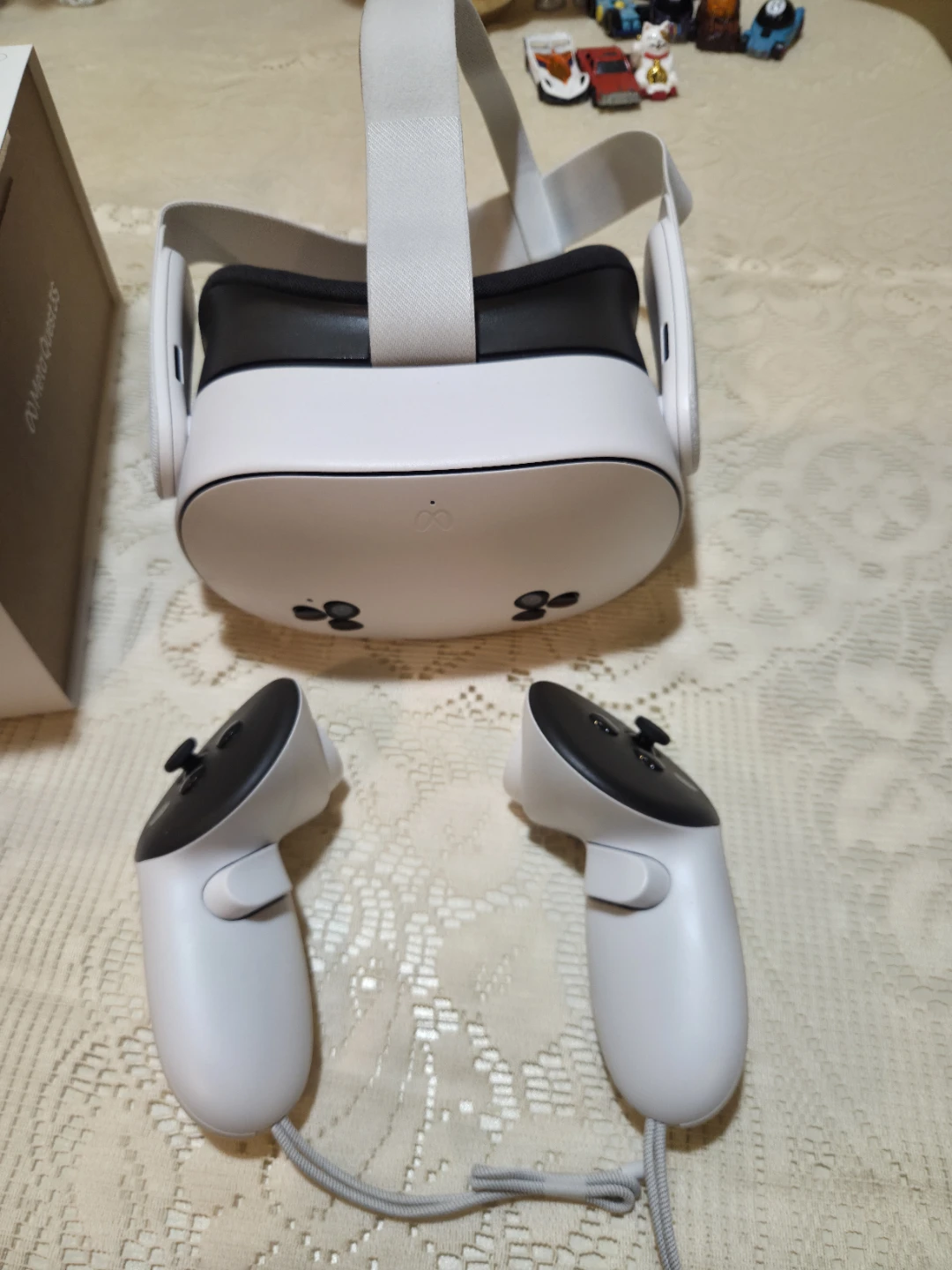 Meta Quest 3S VR Headset with Controllers - 128GB - photo 4