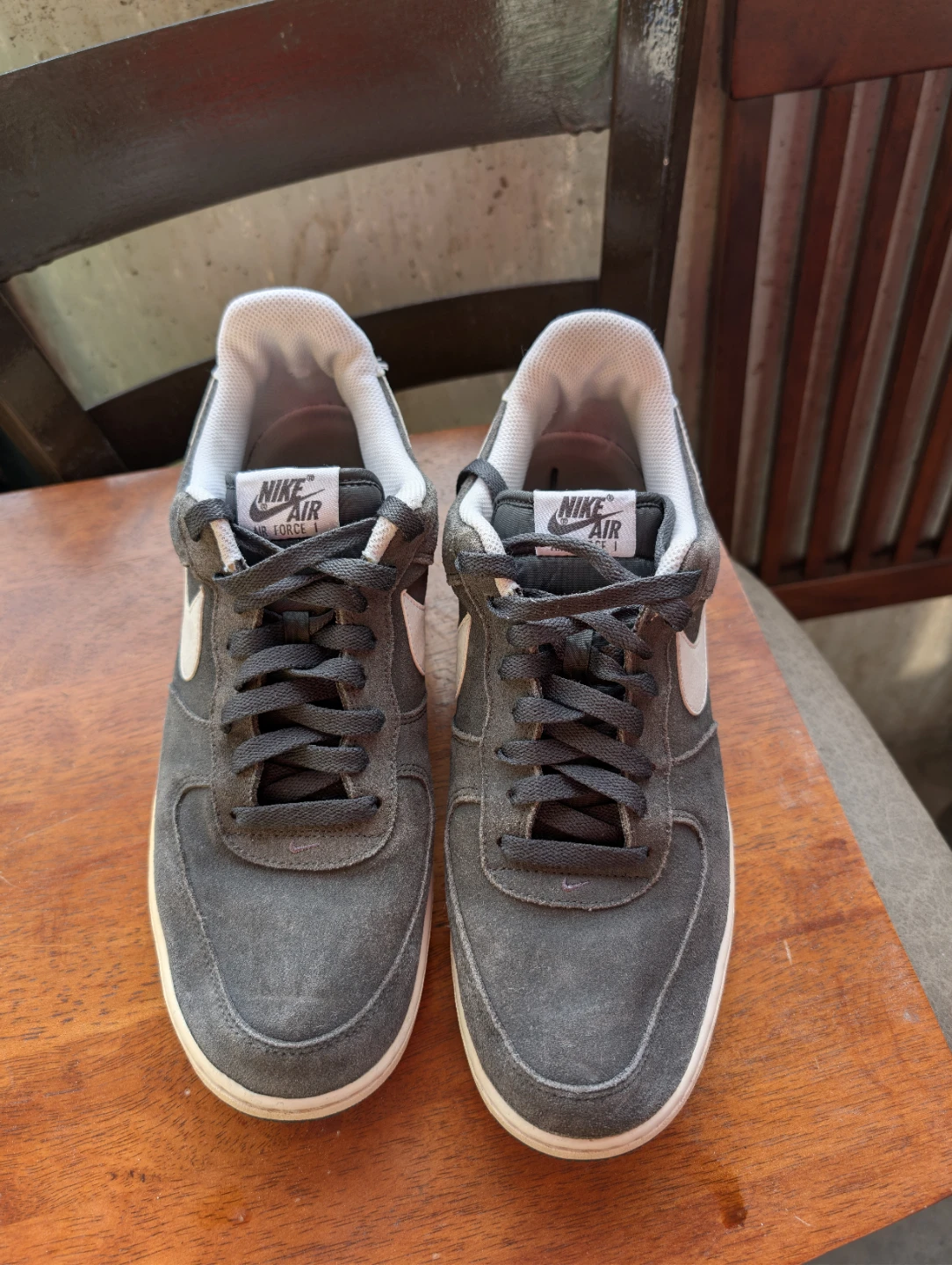Nike Air Force 1 Sneakers - Grey Suede