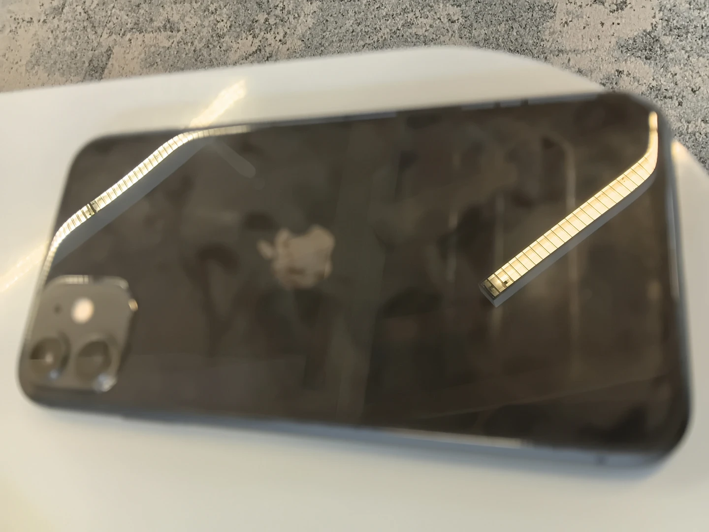 Apple iPhone 11 Pro - 83% Battery Health unlocked - photo 4
