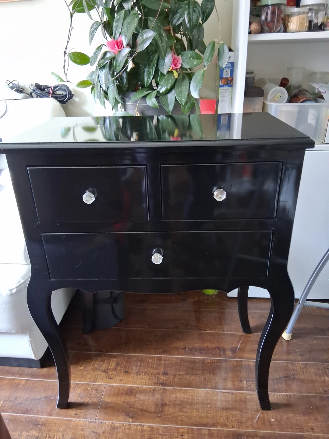 Black accent table with drawers excellent condition