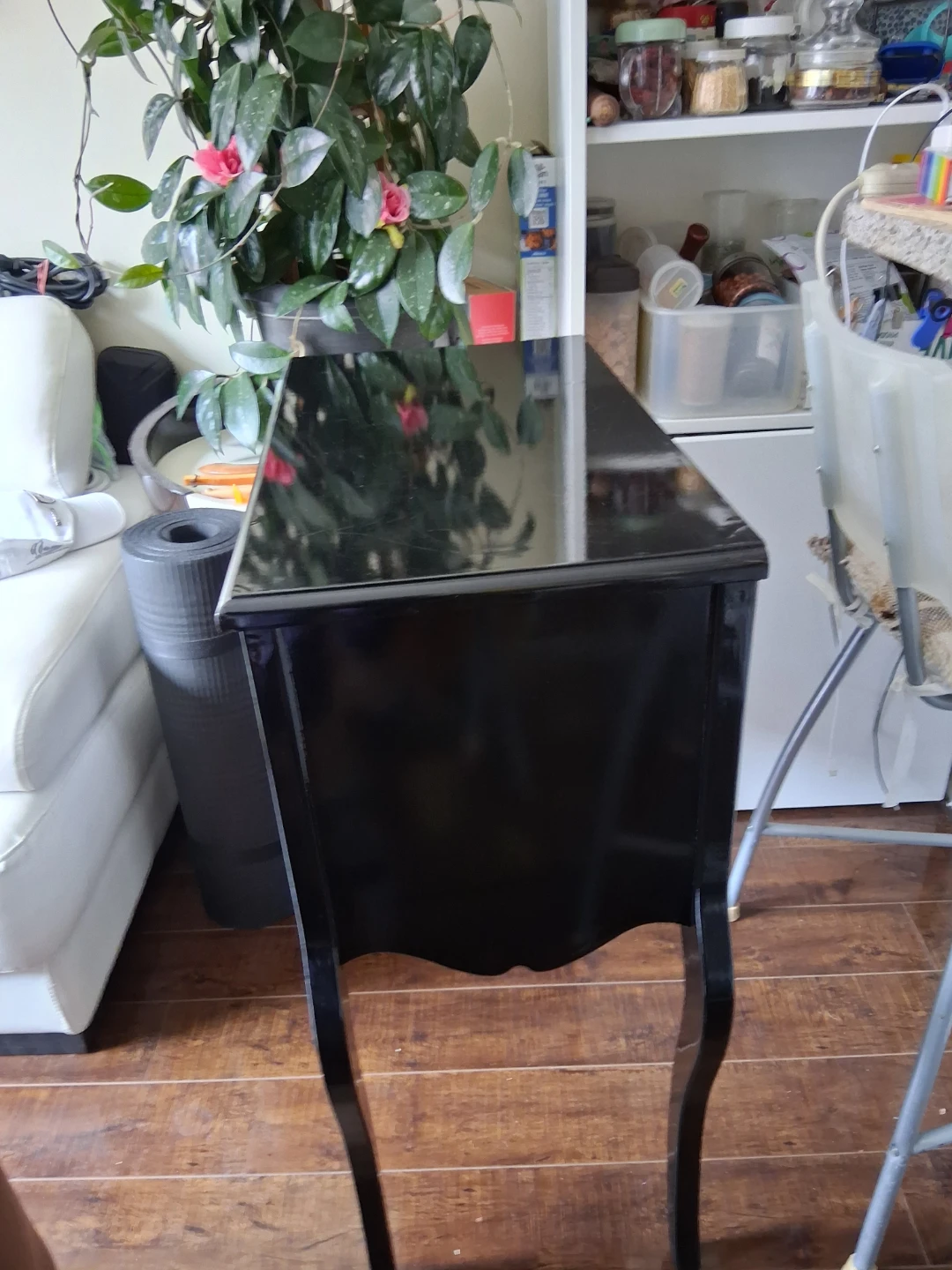 Black accent table with drawers excellent condition - photo 4