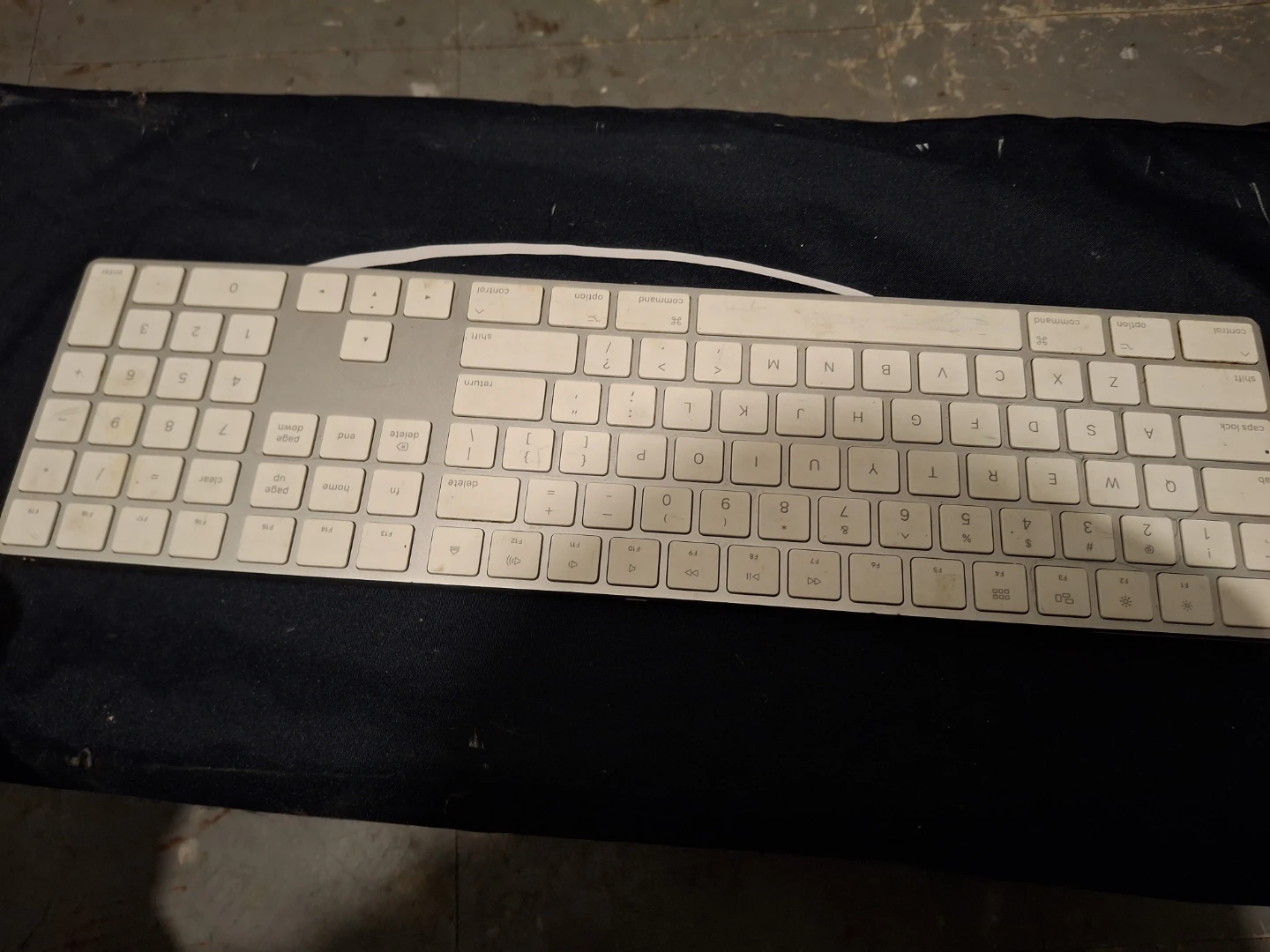 Apple Wireless Keyboard