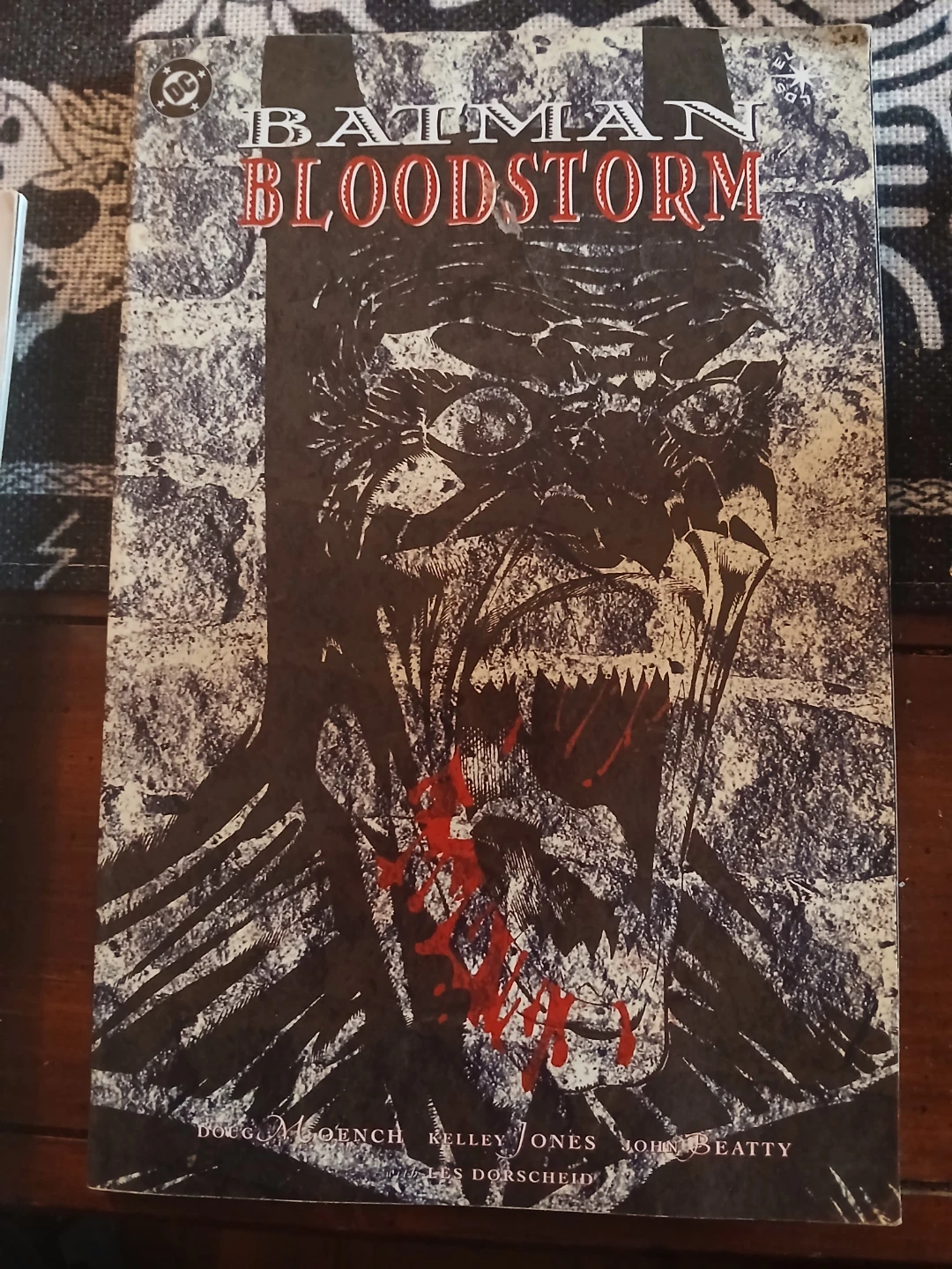Batman: The Gauntlet & Bloodstorm Graphic Novels - photo 2