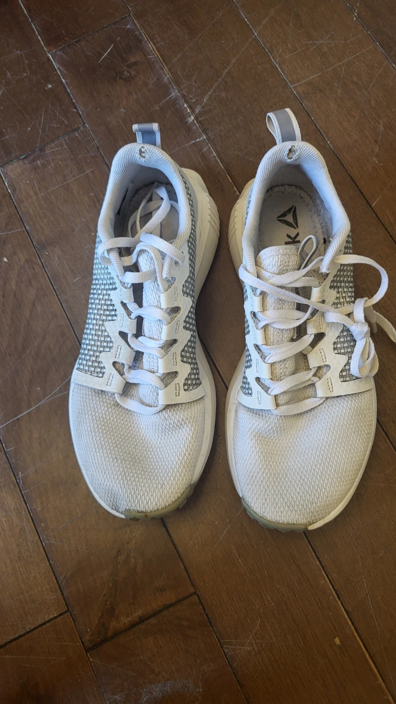Reebok Women's White Athletic Shoes - photo 3