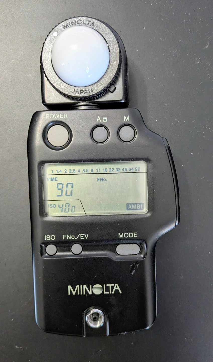 Minolta X-700 Camera with Light Meter and Flash - photo 3