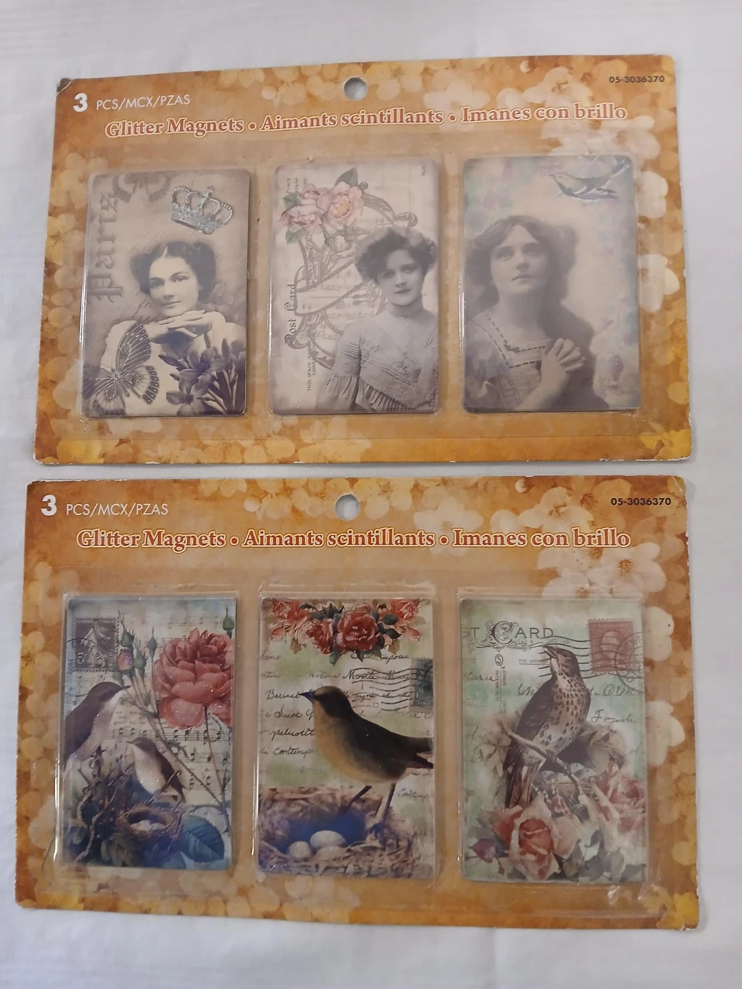 2 Sets  of 3 Glitter Magnets with Vintage Designs. $3 each pk.