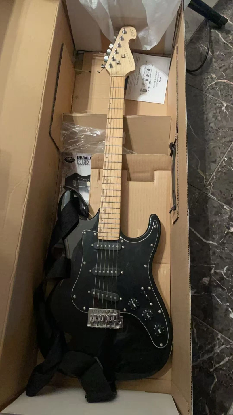 Kirk Hammett Electric Guitar and Method Music Theory Book - photo 5