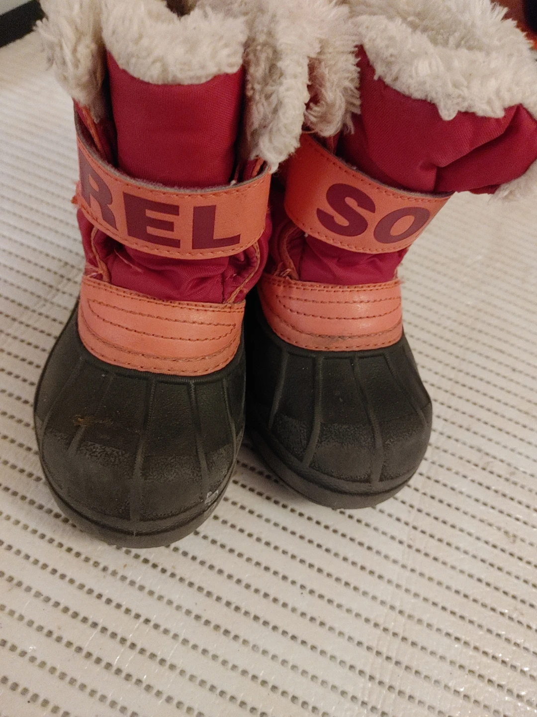 Sorel Winter Boots\ toddler size 9
