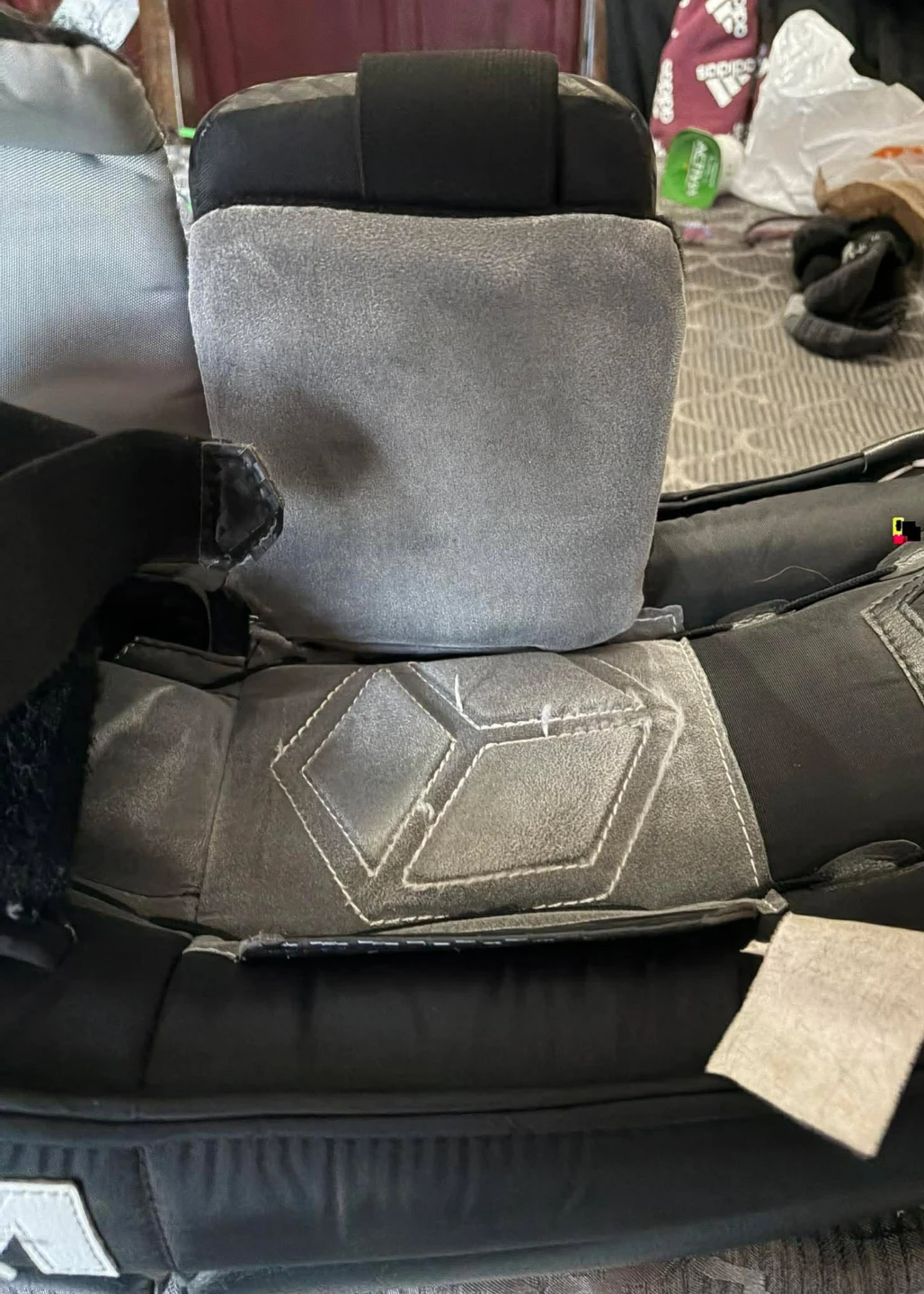 Vaughn Velocity V9 Goalie Leg Pads - photo 5