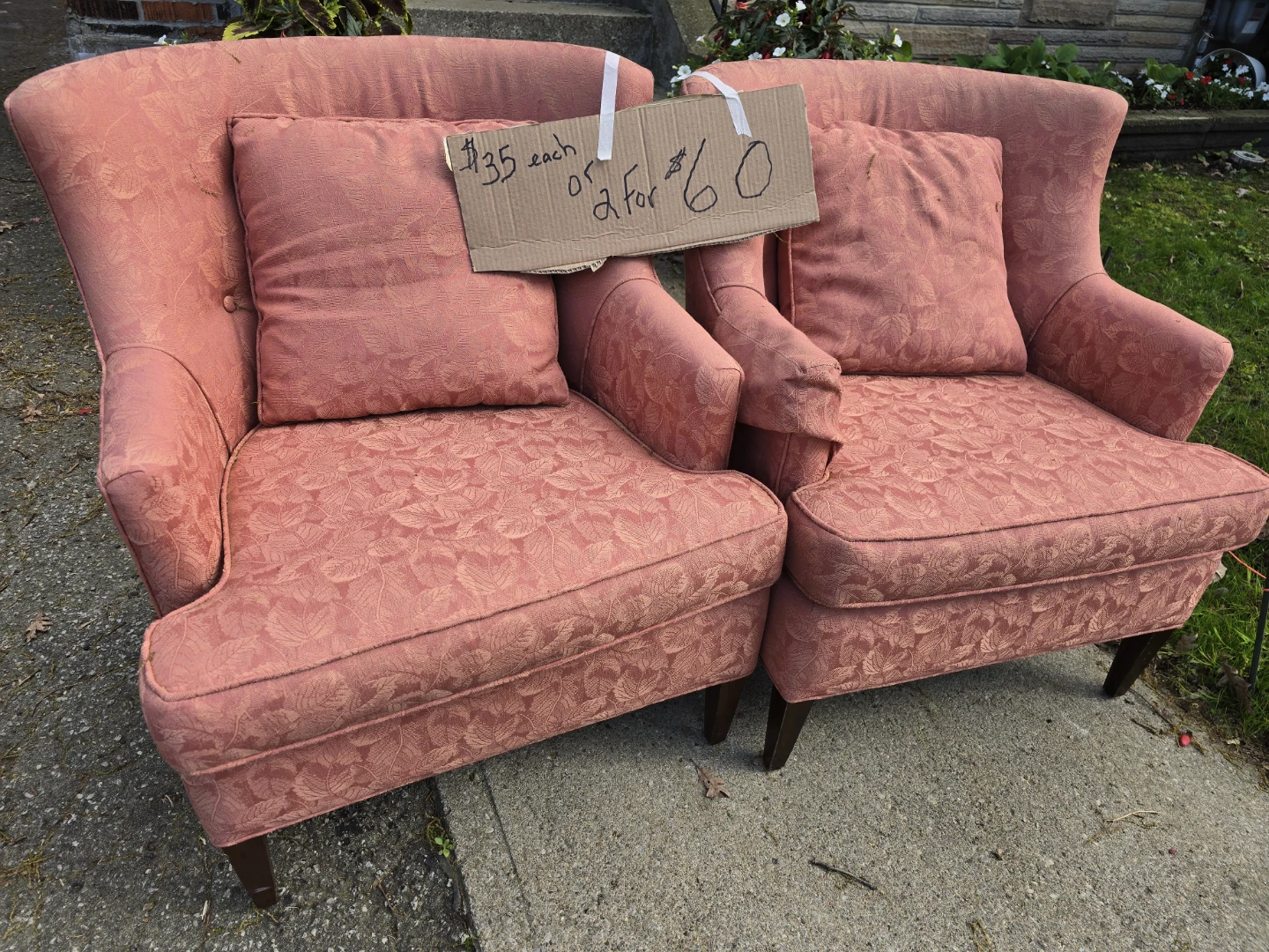 Dusty rose Upholstered Accent Chairs