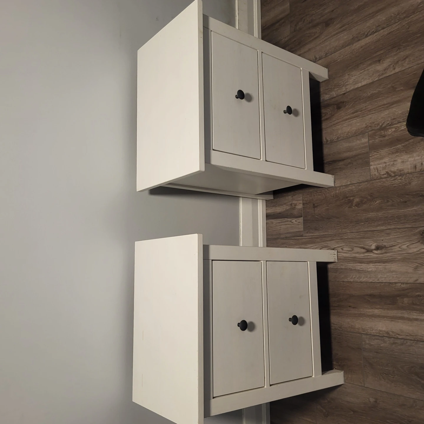 White 2-Drawer Nightstand
