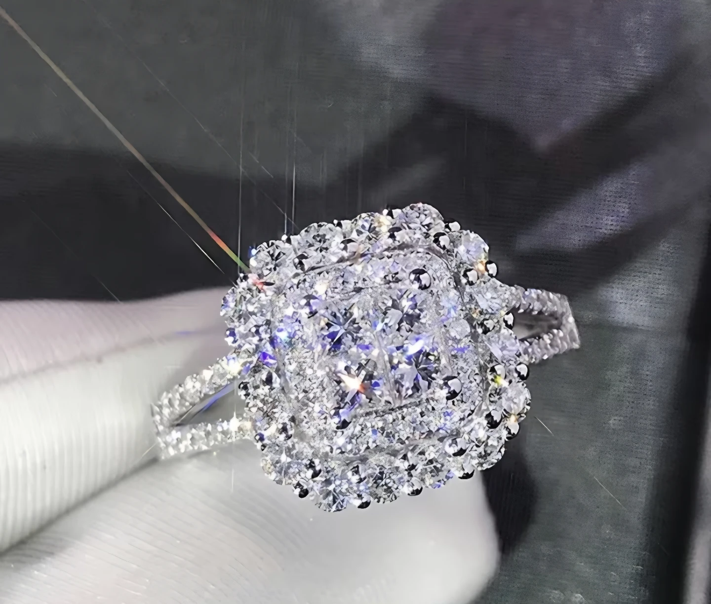 Elegant Silvery Immitation Cubic Zirconia Square Design Ring - photo 3