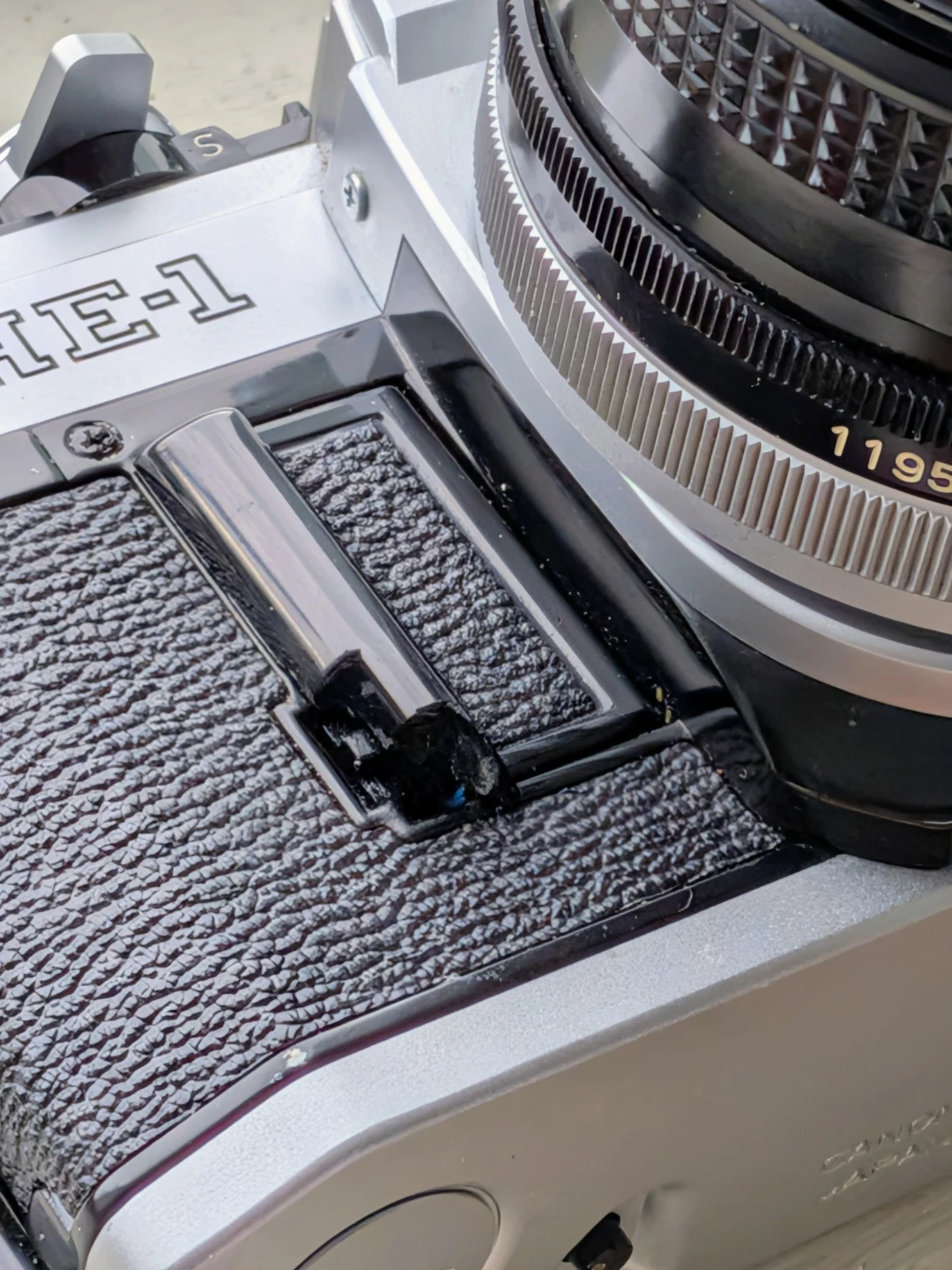 Canon AE-1 35mm Film Camera with Canon FD 50mm 1:1.8 Lens - photo 5