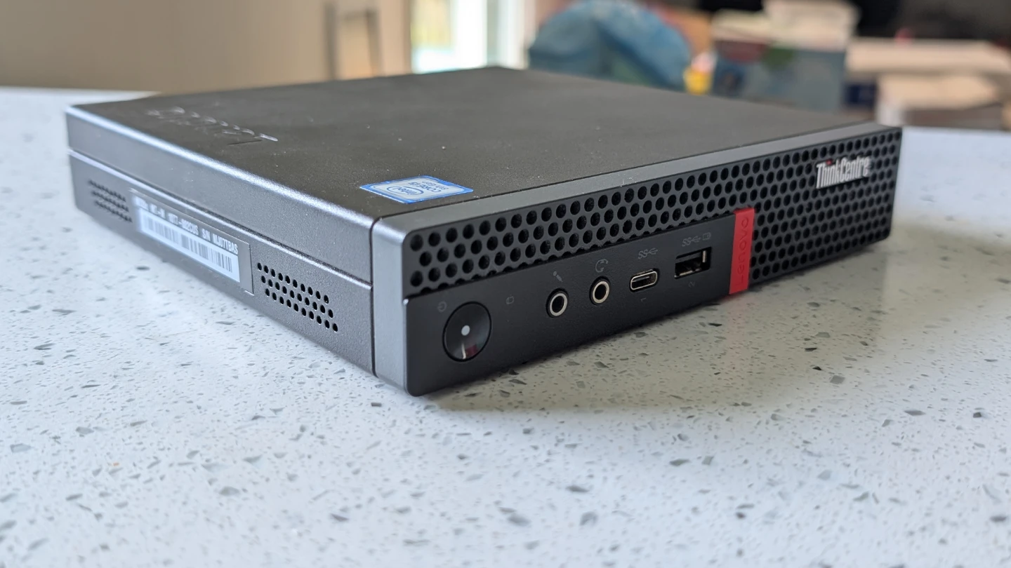 Lenovo ThinkCentre M720q Tiny Desktop PC