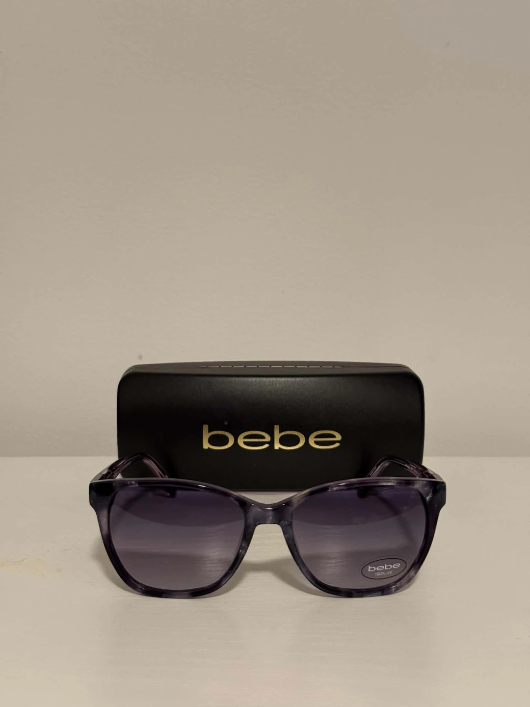 Bebe "Plum" Tortoise Gradient Sunglasses with Case – BB7191 - photo 4