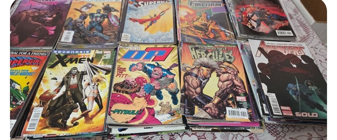Collection of Marvel and DC Comic Books - photo 3