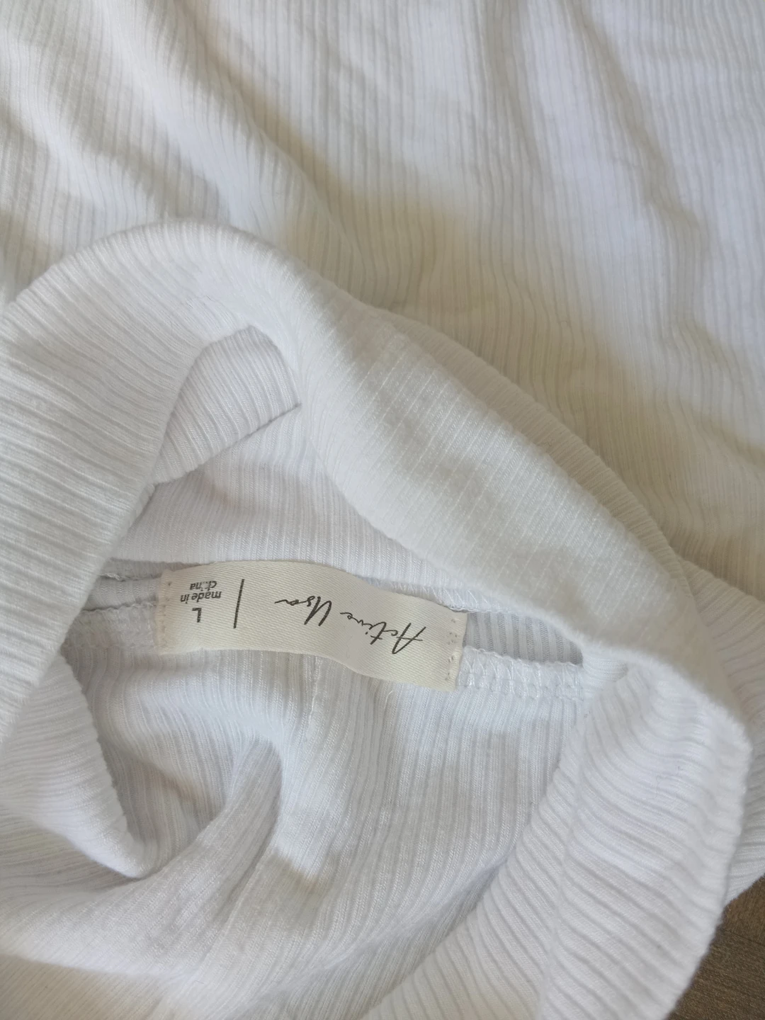 Active Usa White Ribbed Turtleneck Sweater - Size L - photo 2