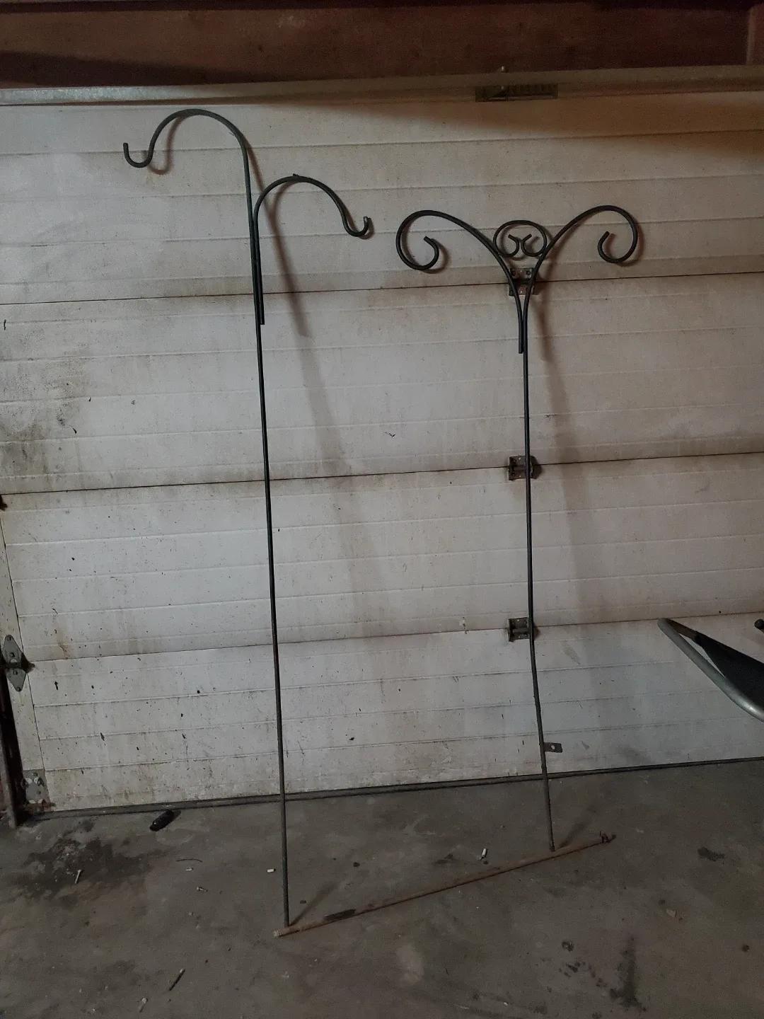 Set of 2 Metal Shepherd Hooks