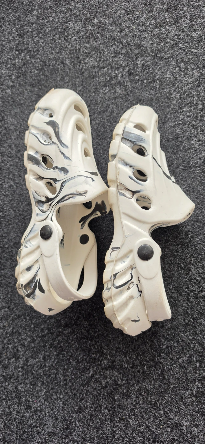 Crocs Classic Marbled Clogs Size 42 (NOT ORIGINAL) - photo 2