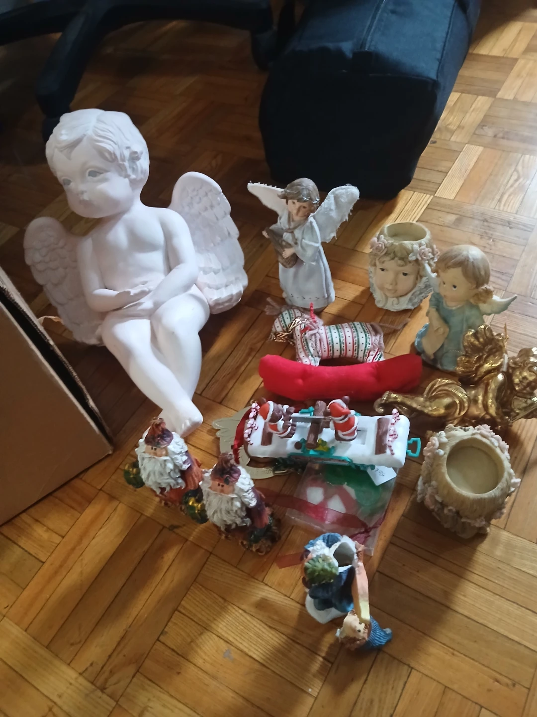 Angel Figurines and small Christmas decor