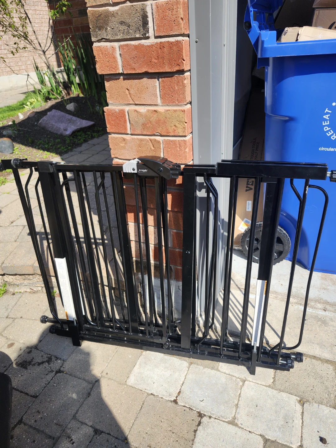 Regalo Black Metal Baby/Pet Safety Gate