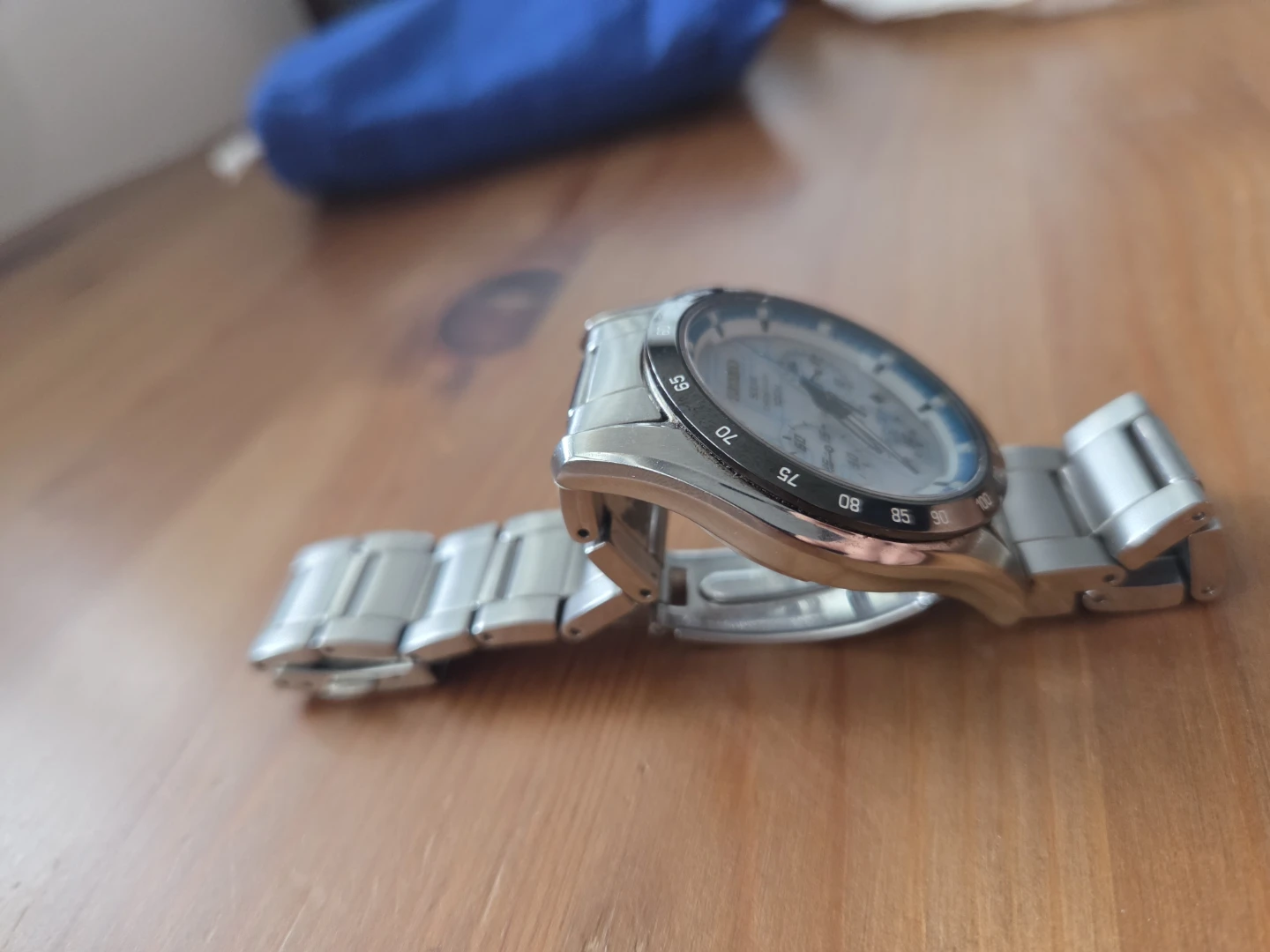 Seiko Solar Chronograph Watch - photo 3