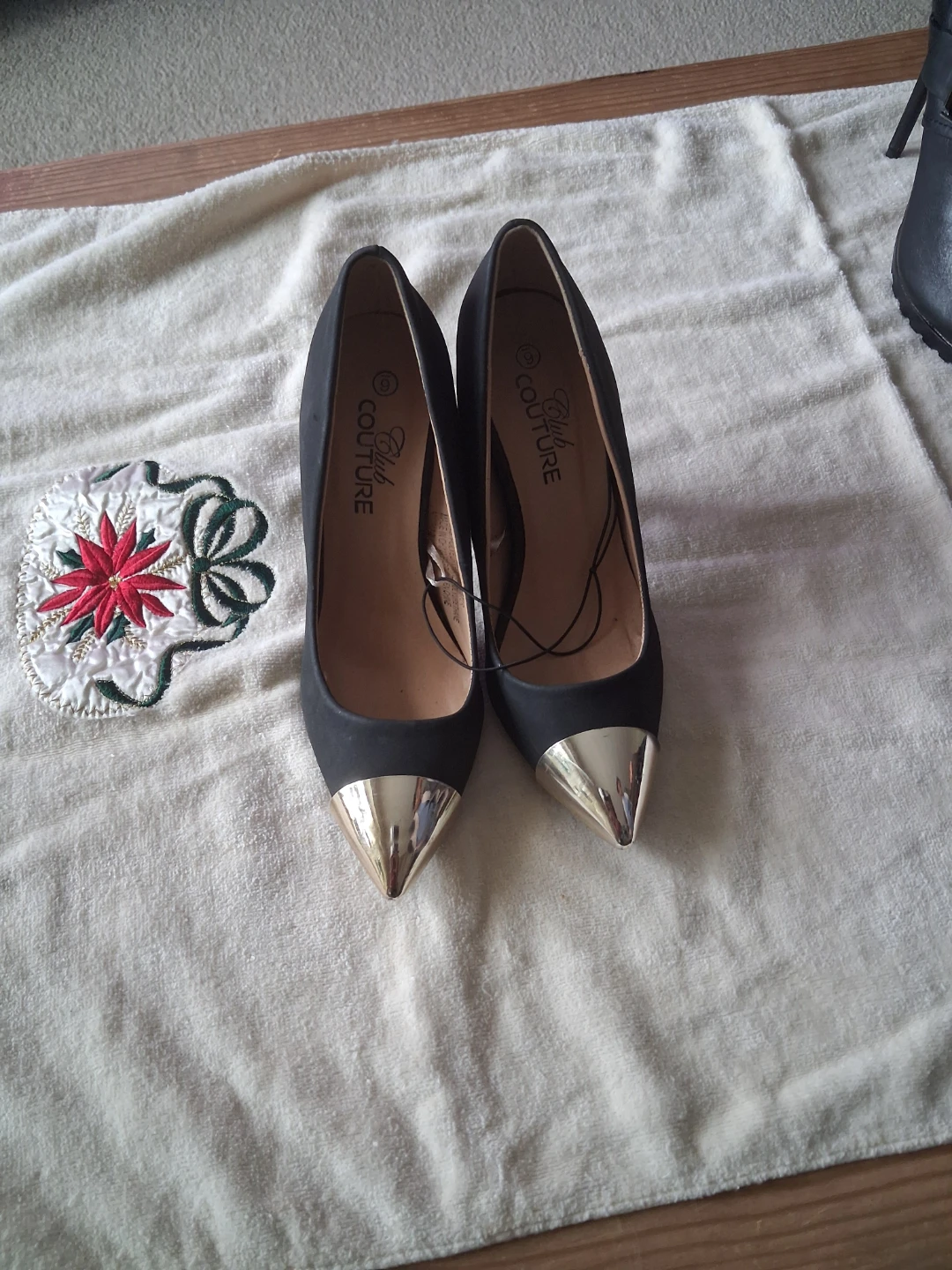 Club Couture Women's Black Heels with Gold Toe Cap