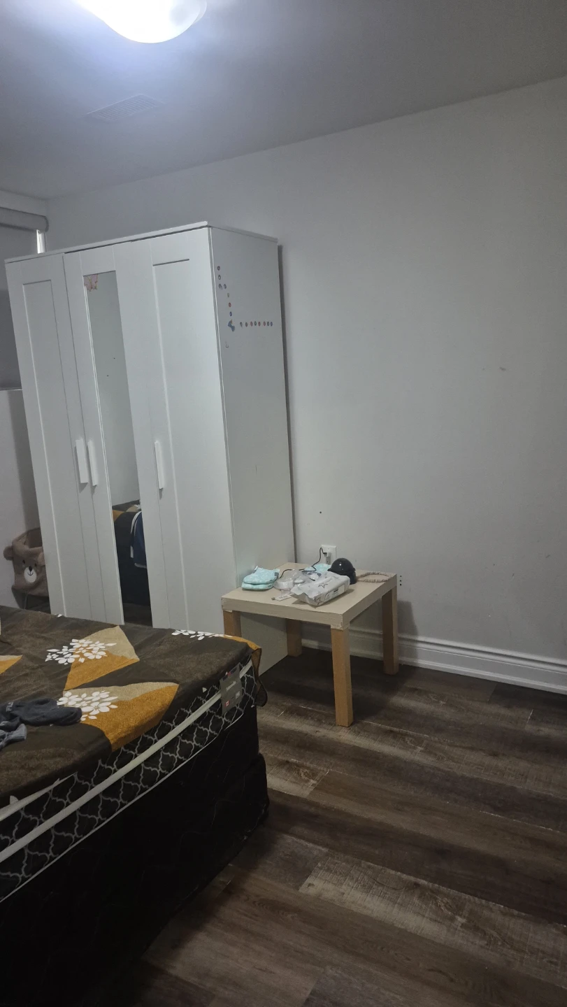 2 bedroom legal basement on rent - photo 5