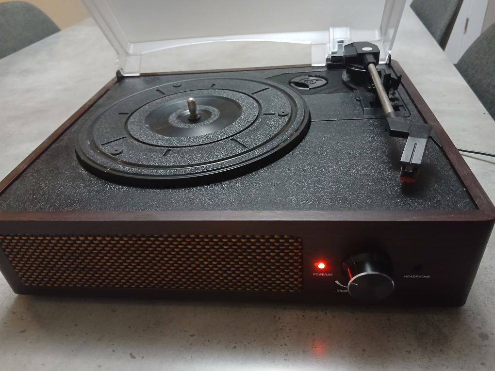 Vinyl Record Player Turntable Model M49A - photo 2