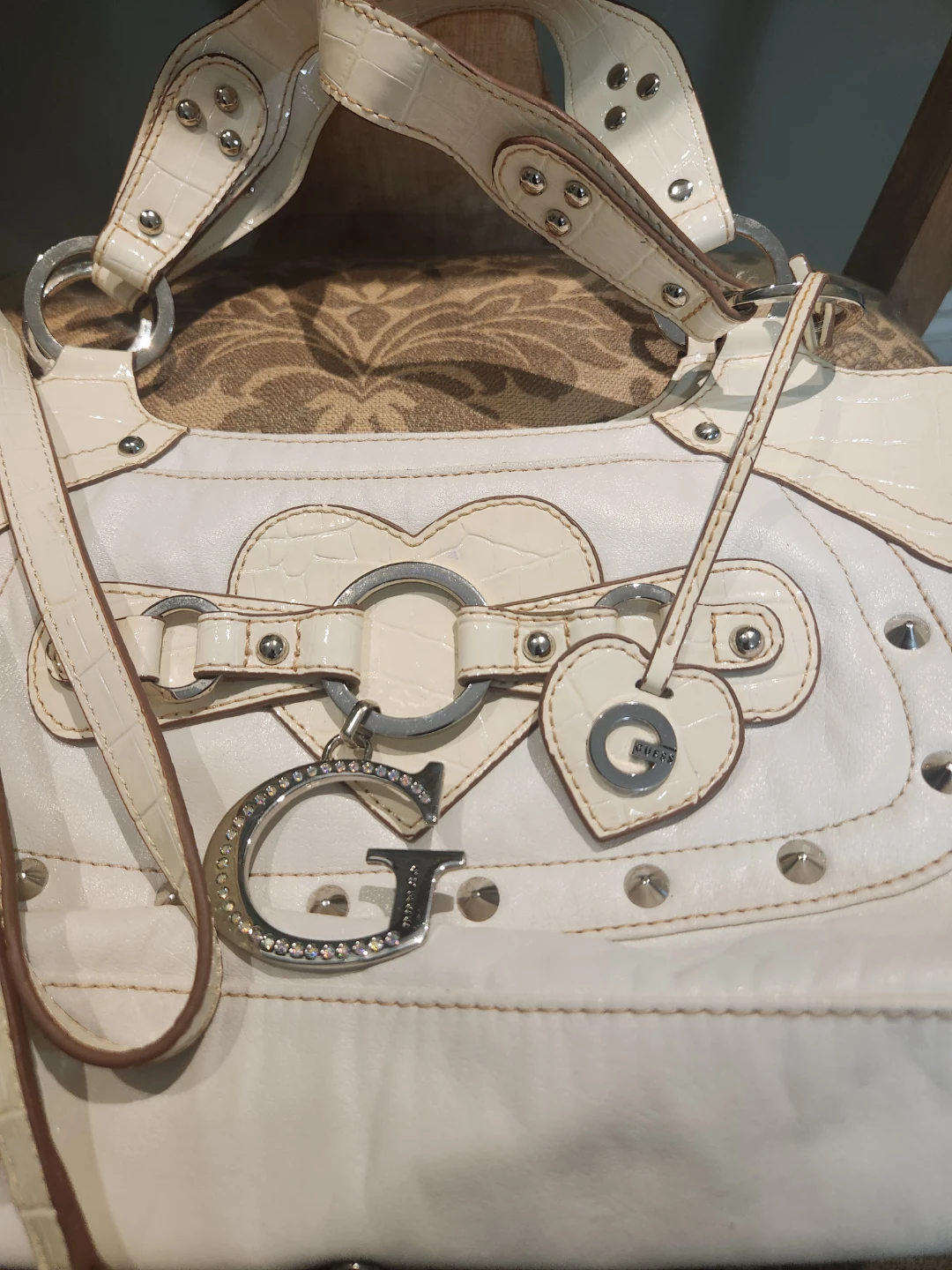 White Guess Hand and shoulder bag