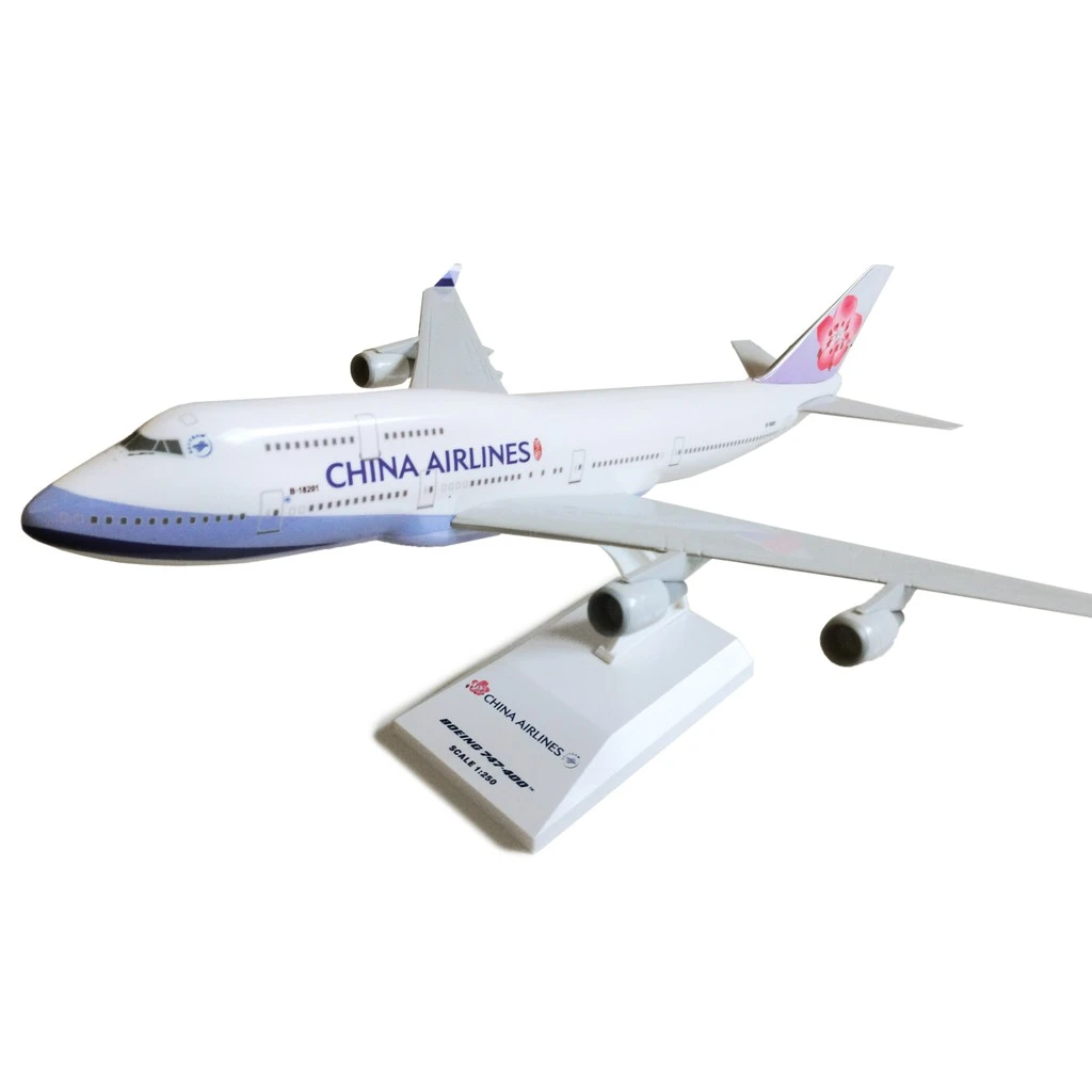China Airlines Boeing 747-400 Model Airplane 1:250 Scale