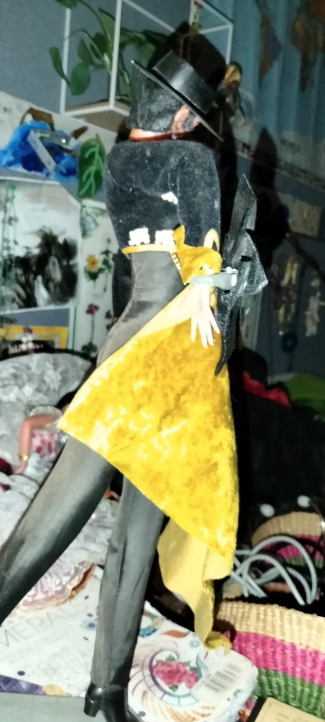 Matador Doll with Cape - photo 3