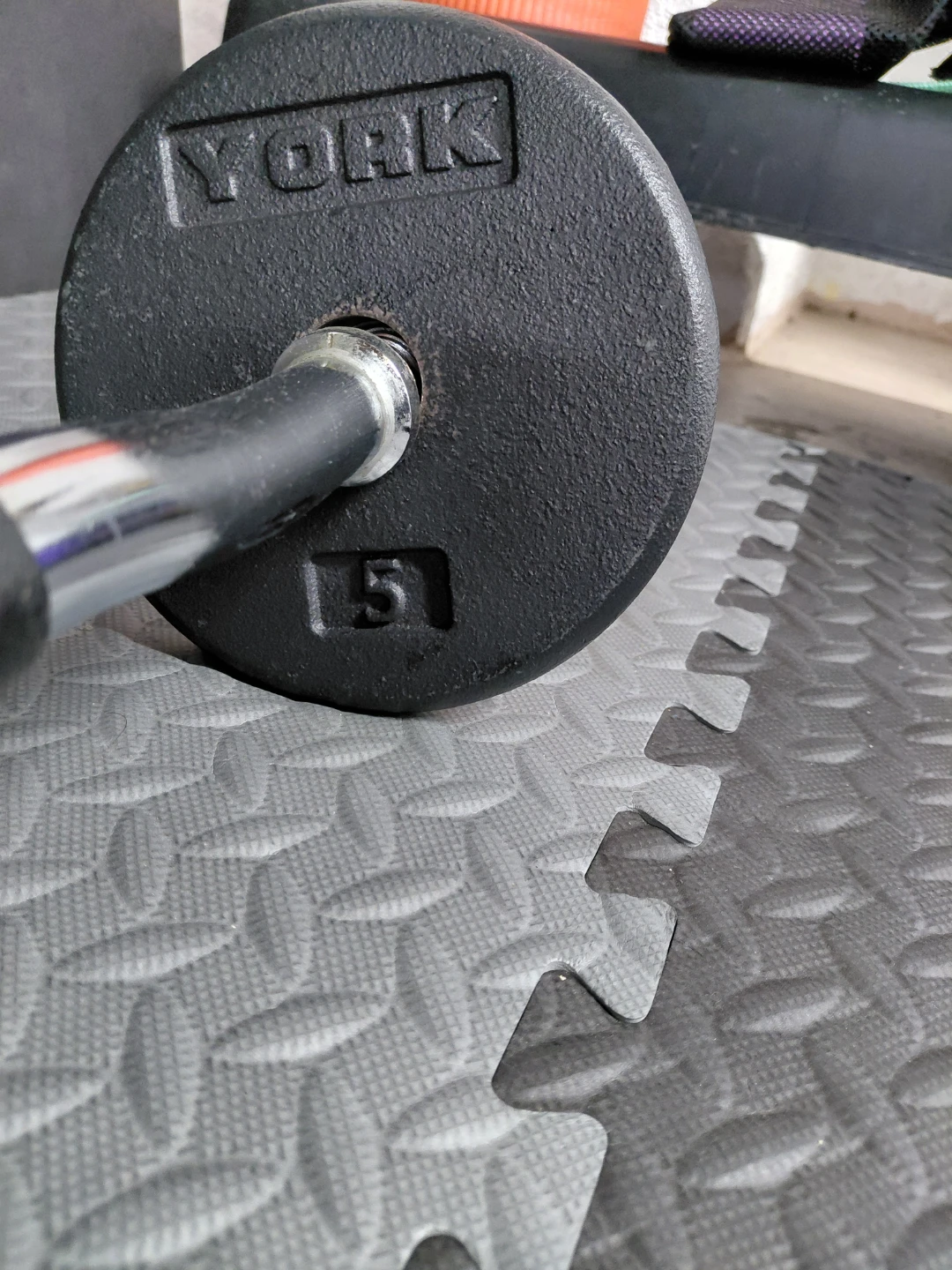York 5lb, 12lb Dumbbells & 10lb and 5lbPlates Set - photo 3