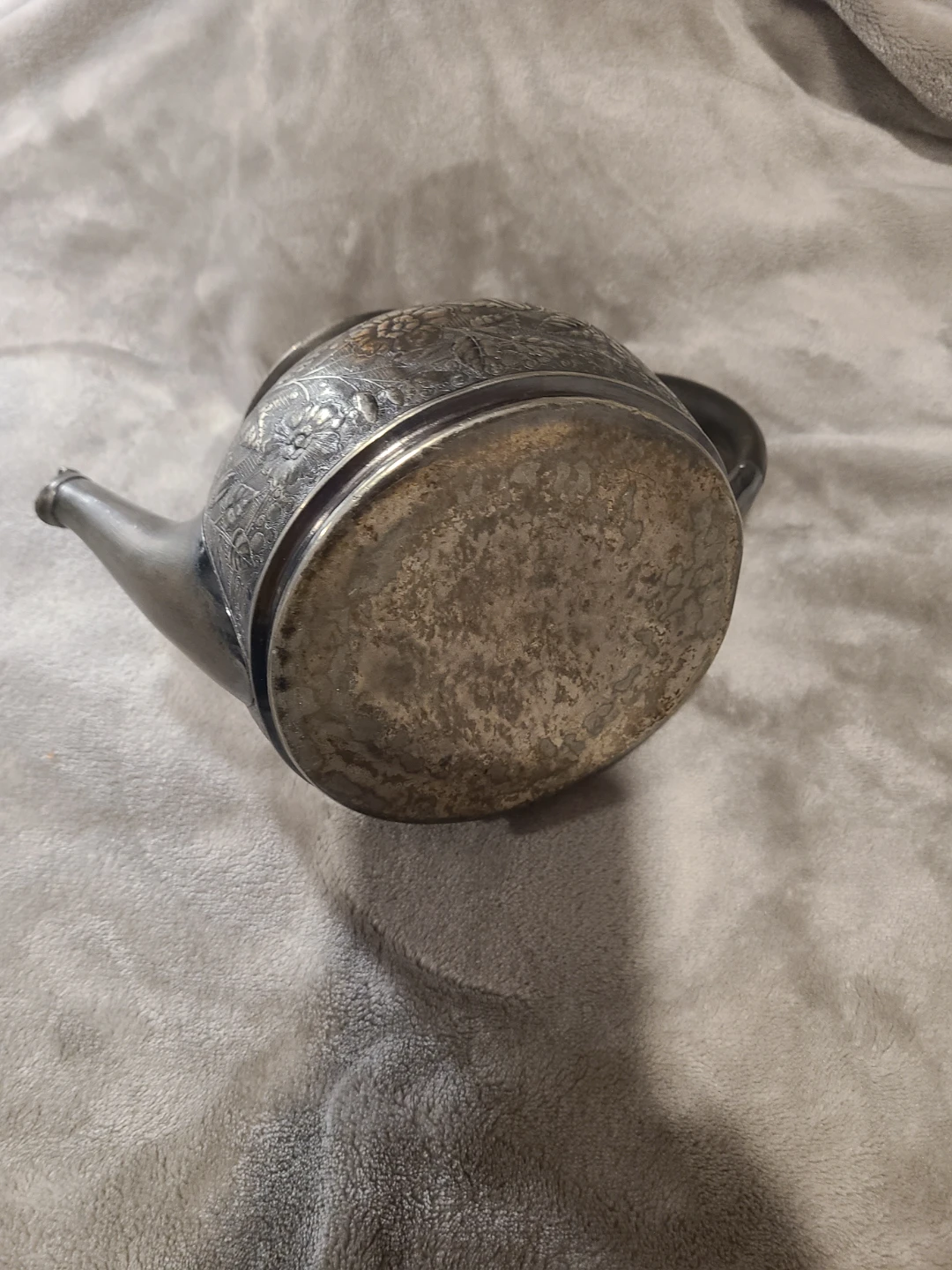 Vintage Meriden quadruple Silver-Plated Teapot - photo 3