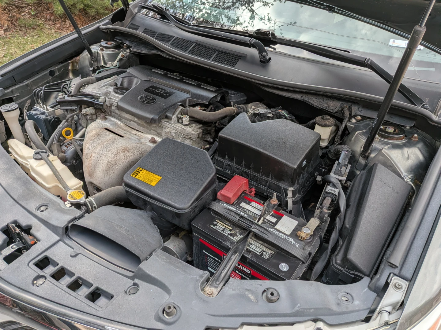 2012 Toyota Camry LE Sedan - photo 5