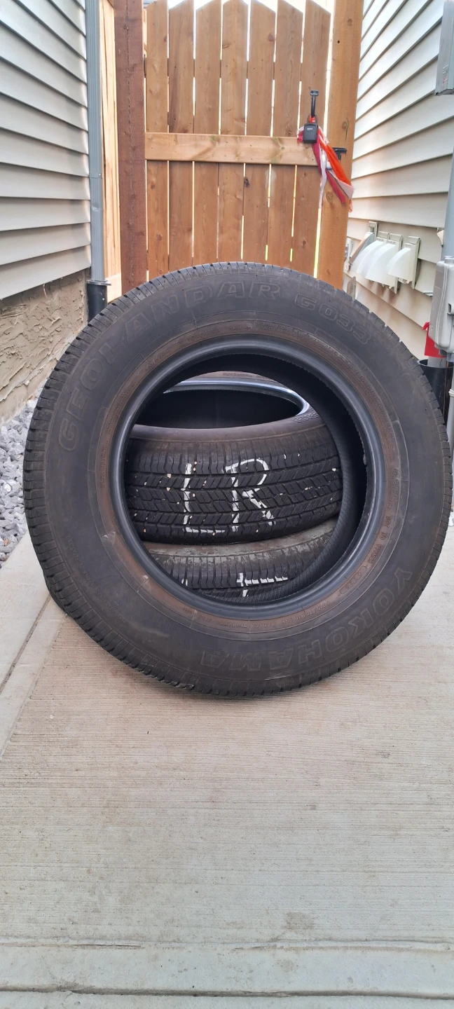 Yokohama Geolandar Tires - Set of 4 - photo 4