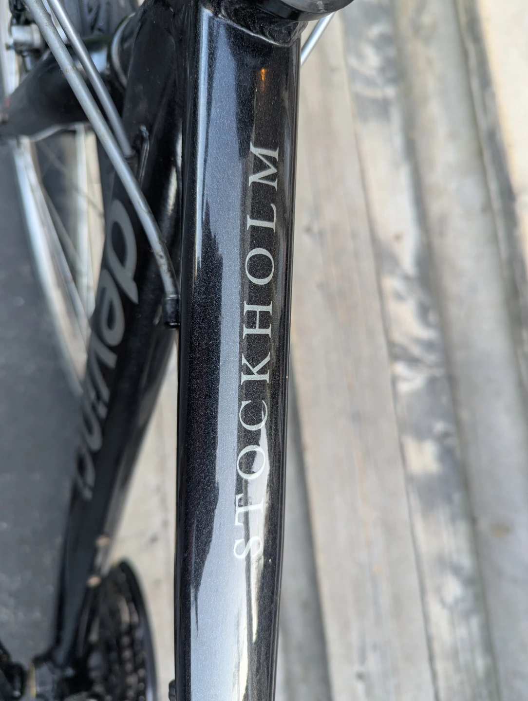 Devinci Stockholm Hybrid Bike - photo 3