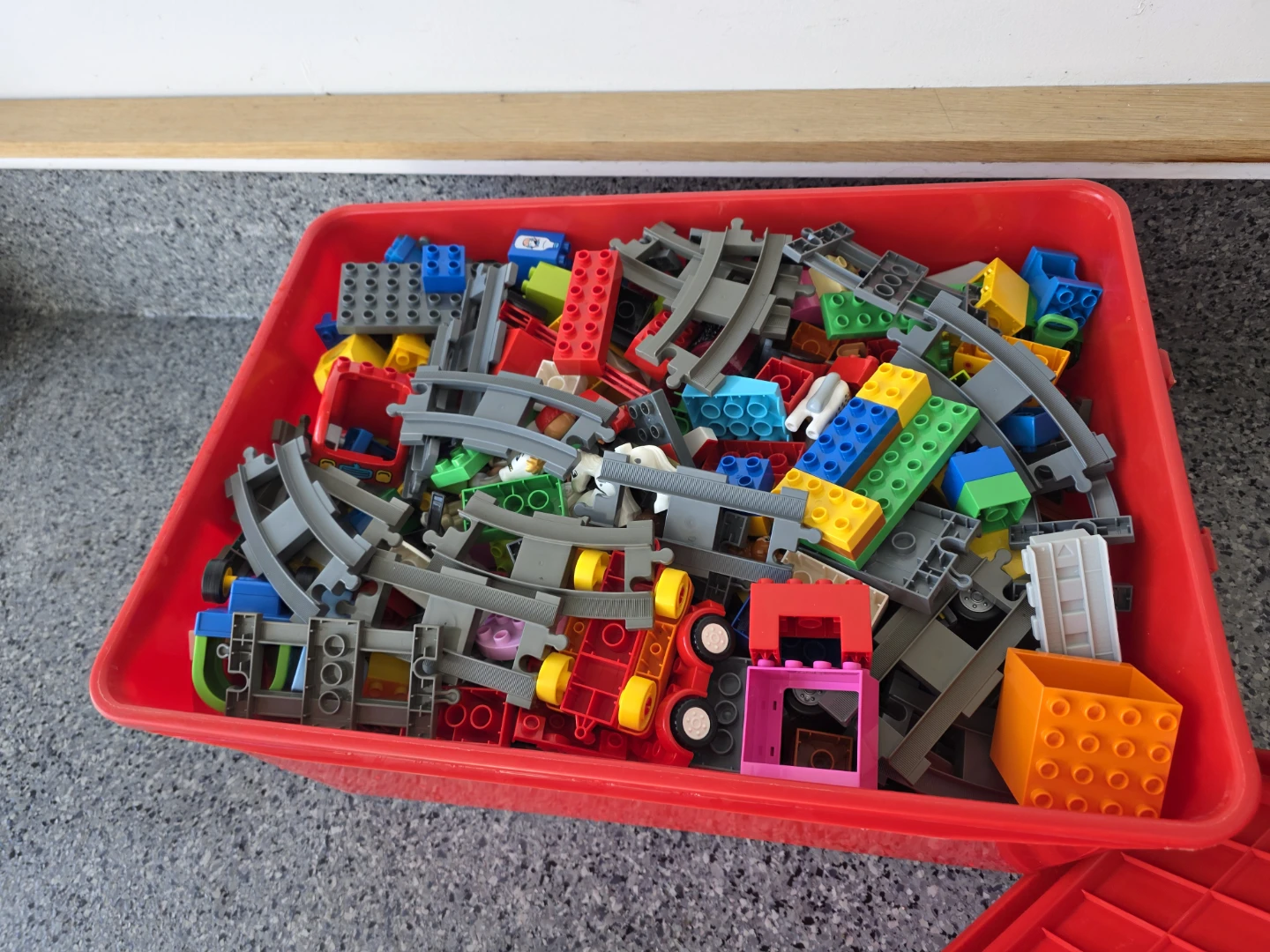 LEGO Duplo Train Track and Building Blocks Assortment - photo 2