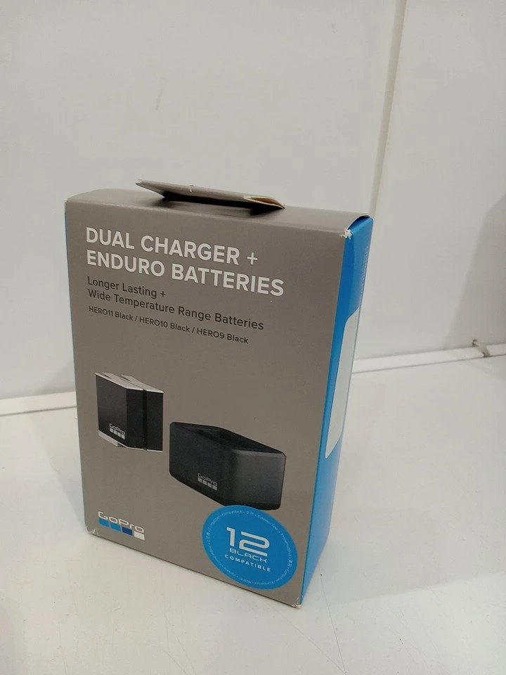 GoPro Dual Battery Charger + 2 Enduro Batteries - photo 2