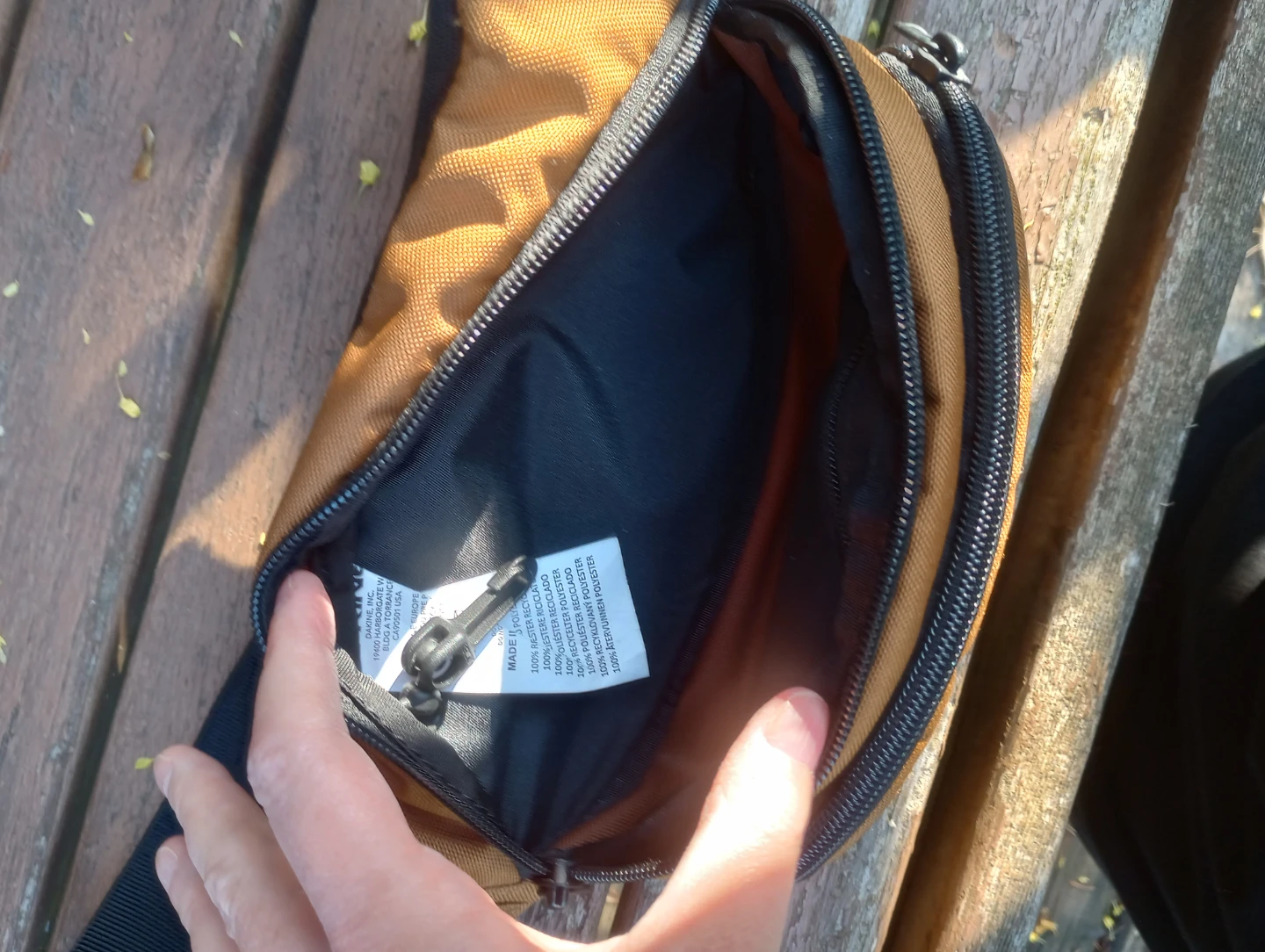 Never Worn Dakine Fanny Pack Hip Bag - photo 2