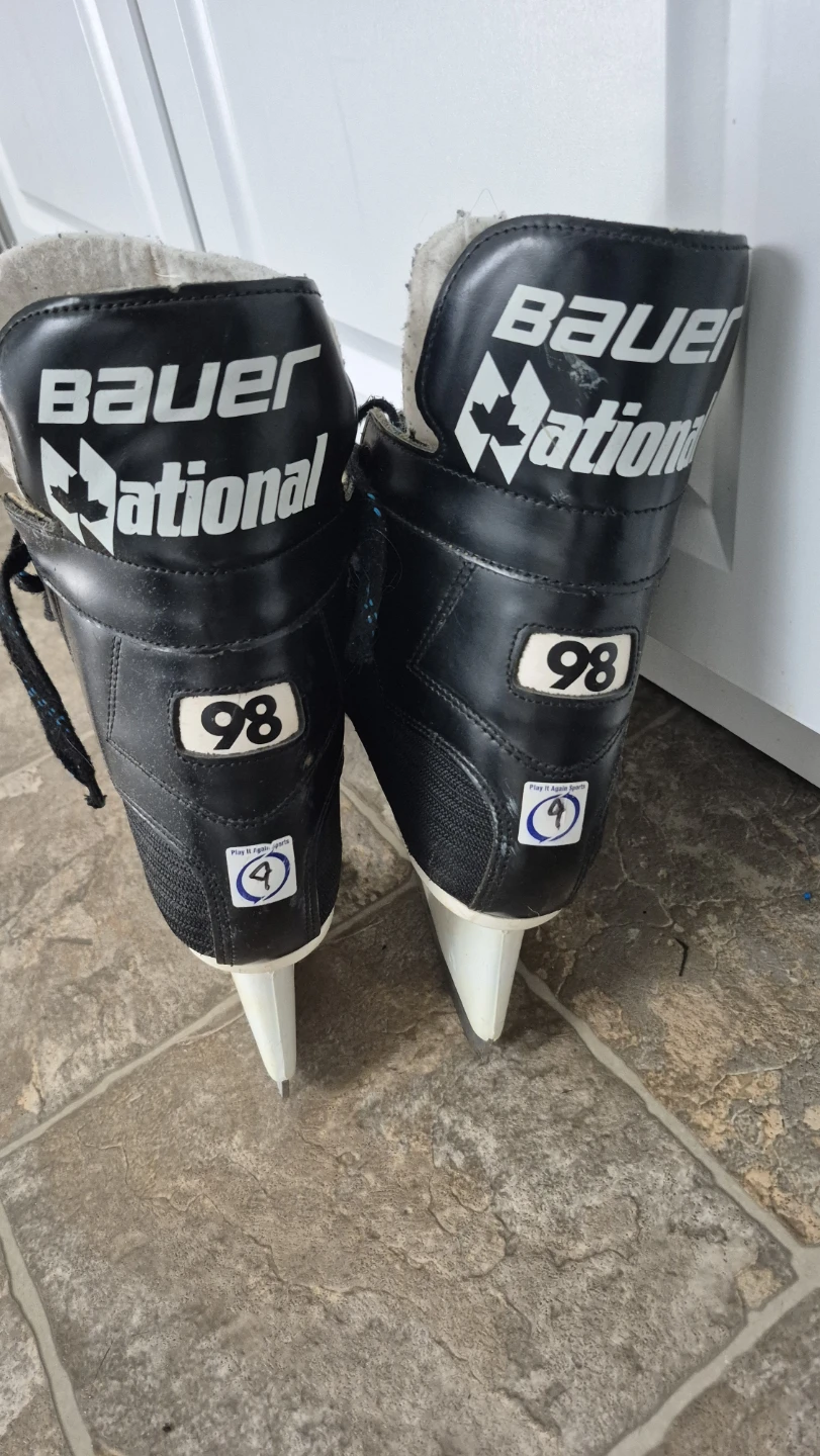 Bauer Hockey Skates - Men Size 9 - photo 3