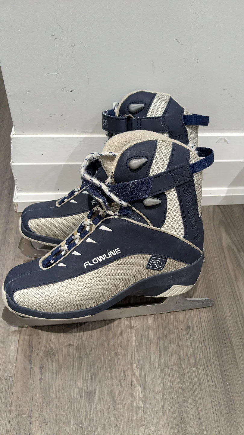 Flowline Figure Skates Size 6