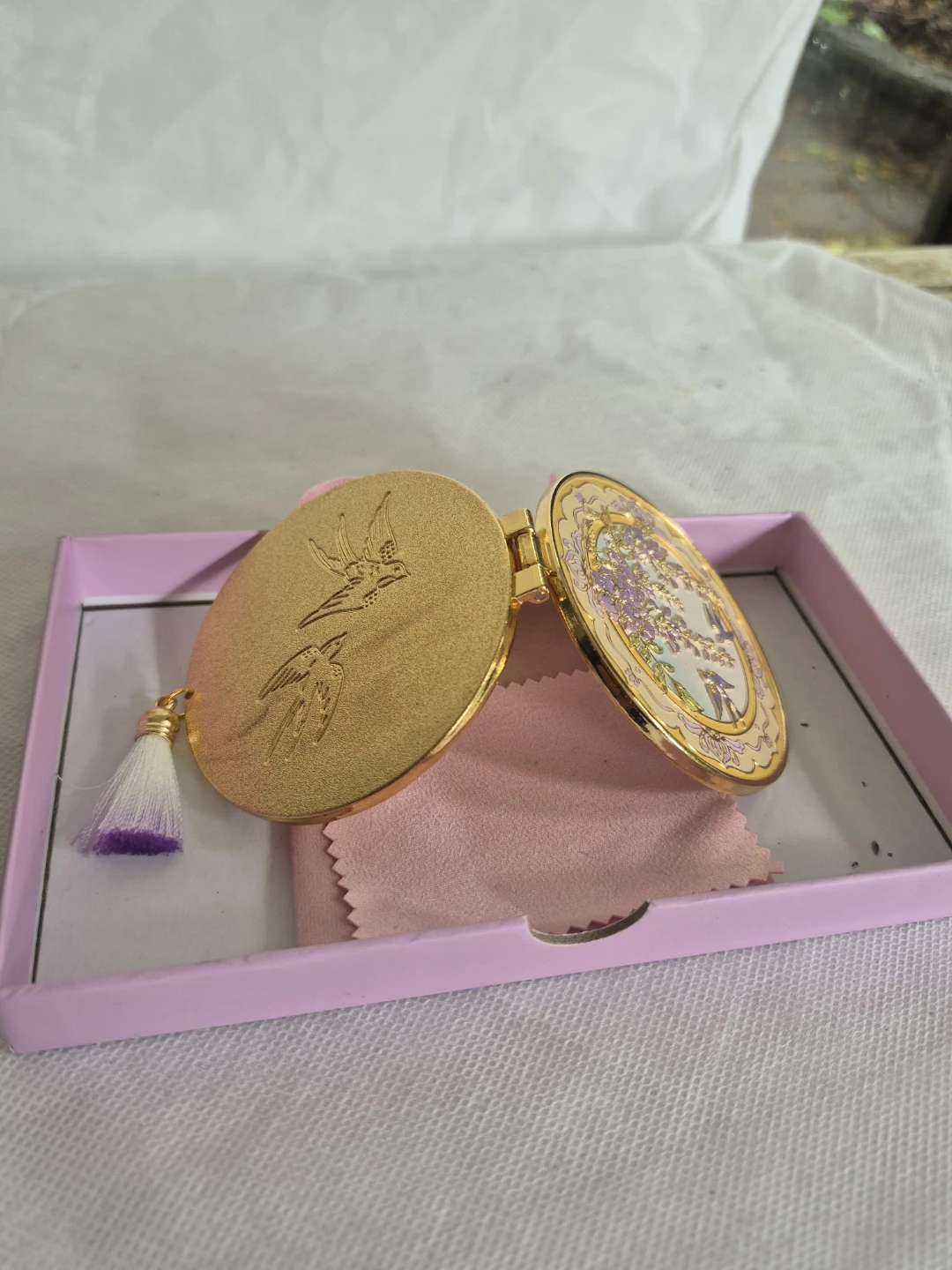 Gold Compact Mirror with Tassel and Bird Design - photo 4