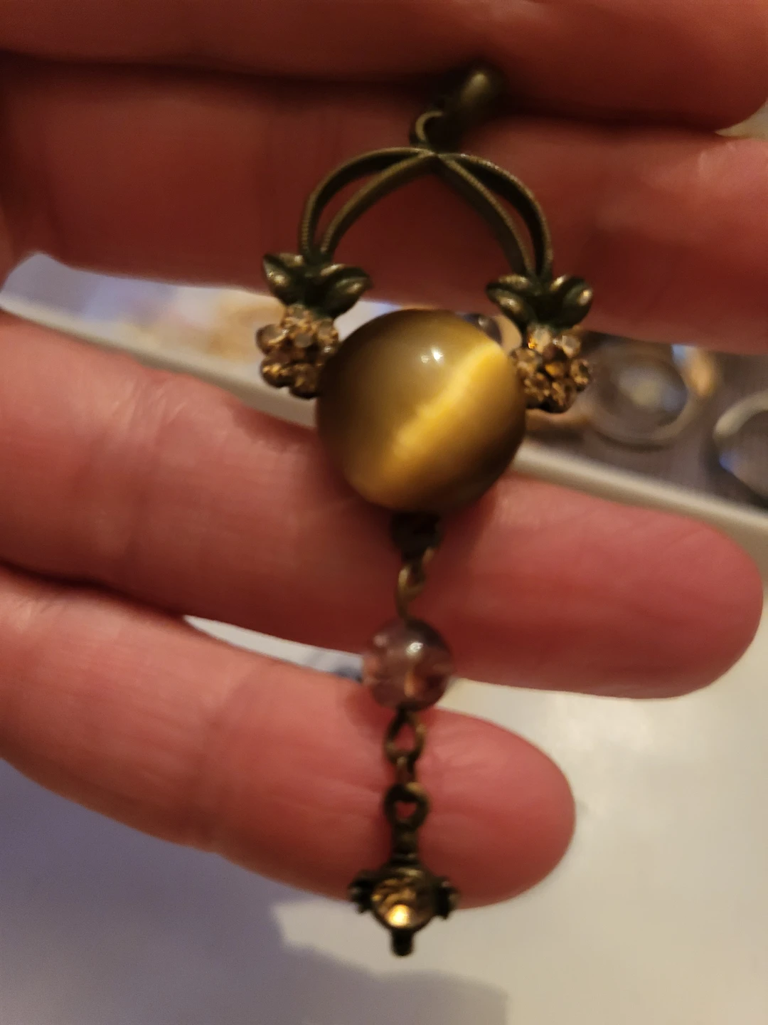 Tigereye and Crystal Pendant Necklace - photo 2